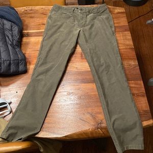 listing-status-banner